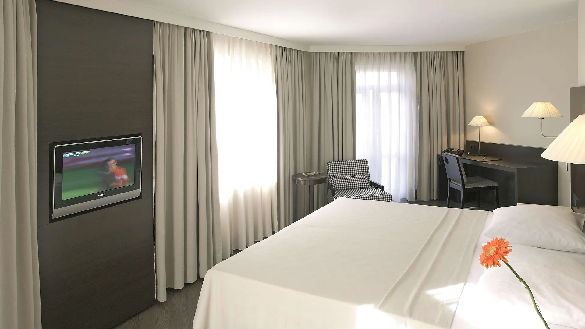**** Hotel NH Düsseldorf Königsallee Deutschland