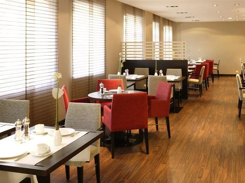 NH Düsseldorf Königsallee Hotel
