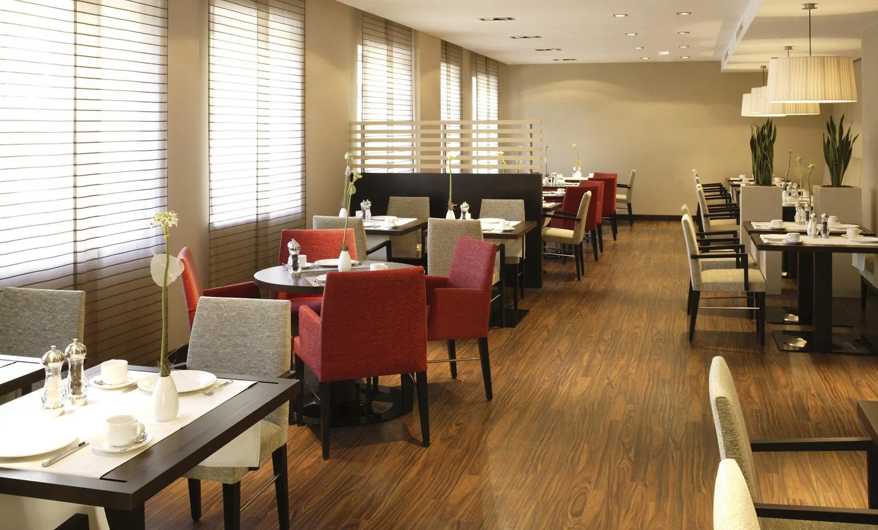 NH Düsseldorf Königsallee Hotel