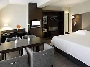 Hotel NH Düsseldorf Königsallee