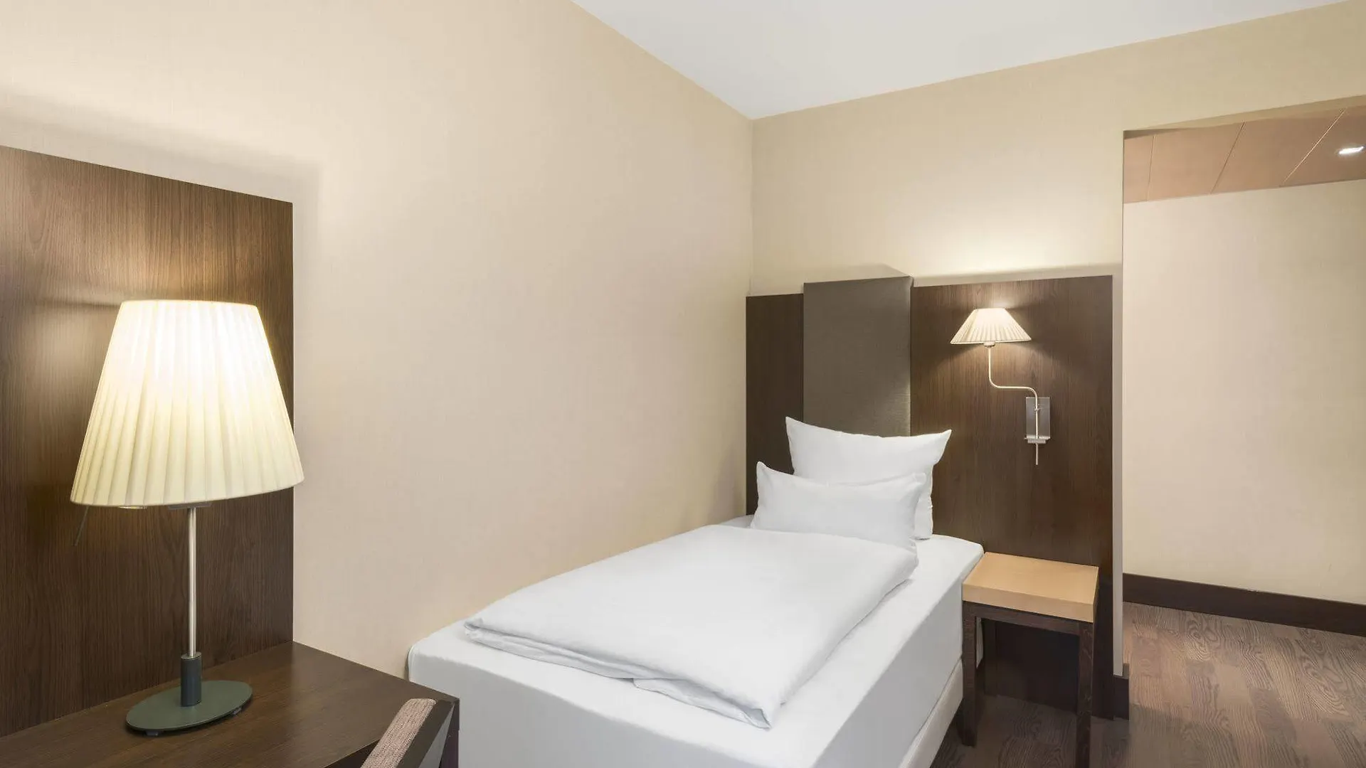 Hotel NH Düsseldorf Königsallee